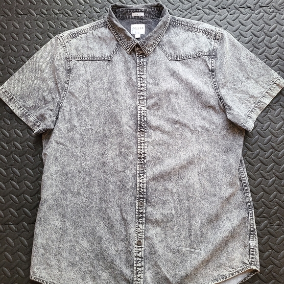 Guess Stonewashed Short Sleeve Dress Shirt - Picture 1 of 5